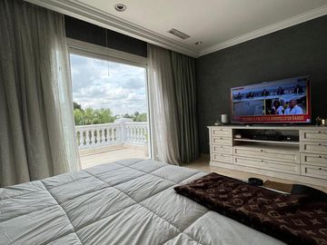 Casa en  Buenos Aires Golf - Bella Vista-  vista golf