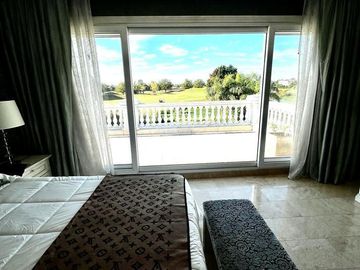 Casa en  Buenos Aires Golf - Bella Vista-  vista golf
