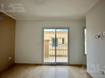 Casa PH en Ituzaingó 5 ambientes con patio y parrilla, 4 dormitorios, 2 baños
