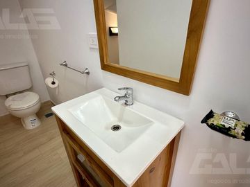 Casa PH en Ituzaingó 5 ambientes con patio y parrilla, 4 dormitorios, 2 baños