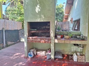 Casa en venta 4 ambientes Barrio Cerrado La Barra