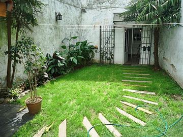 VENTA CASA 4 AMBIENTES EN VICENTE LÓPEZ