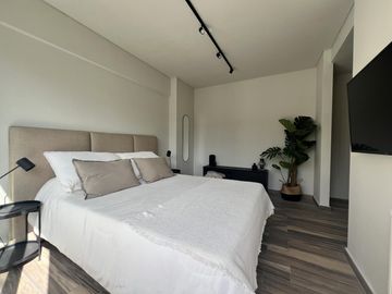 2 ambientes duplex a estrenar, con terraza y parrilla.