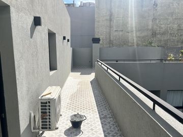 2 ambientes duplex a estrenar, con terraza y parrilla.
