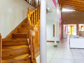 Casa en venta - 4 Dormitorios 4 Baños - 880Mts2 - Pilar