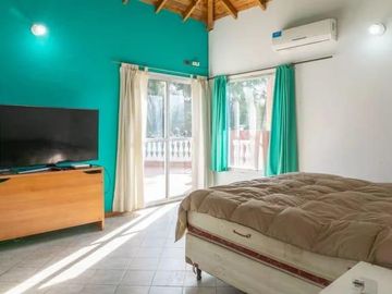 Casa en venta - 4 Dormitorios 4 Baños - 880Mts2 - Pilar