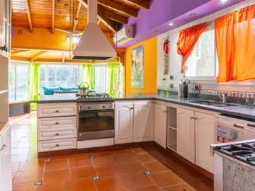 Casa en venta - 4 Dormitorios 4 Baños - 880Mts2 - Pilar