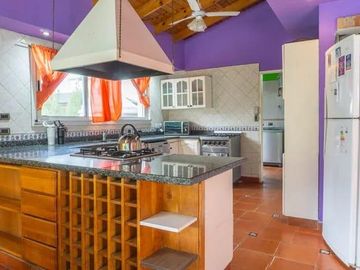 Casa en venta - 4 Dormitorios 4 Baños - 880Mts2 - Pilar