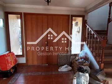 OPORTUNIDAD: CASA PARA REMODELAR 5D, POLO 1 PIEDRA ROJA