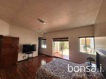 GRAN OPORTUNIDAD, Casa en VENTA dentro de Privada - Chapultepec II