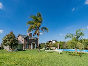 Casa en Funes norte