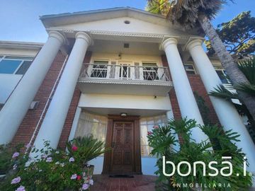 Lujosa casa en VENTA ubicada en Comercial Chapultepec Sec. I
