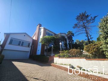 Lujosa casa en VENTA ubicada en Comercial Chapultepec Sec. I