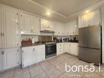 Lujosa casa en VENTA ubicada en Comercial Chapultepec Sec. I