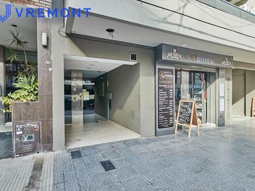 Av Rivadavia al 6100  monoambiente divisible en venta en Caballito con balcon