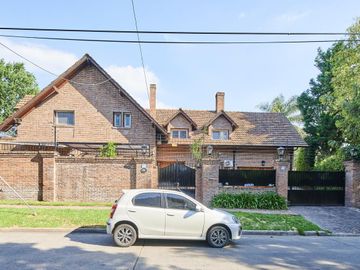 Casa en venta en Las Lomas de San Isidro