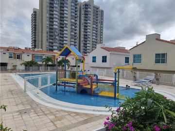 Vendo casa conjunto  Castellana Real