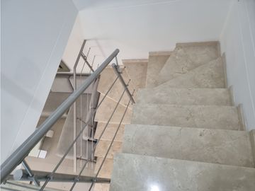 Vendo casa conjunto  Castellana Real