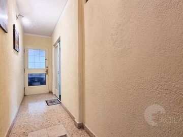 venta PH en PB al FRENTE con cochera, patio  y jardín ENTRADA INDEPENDIENTE