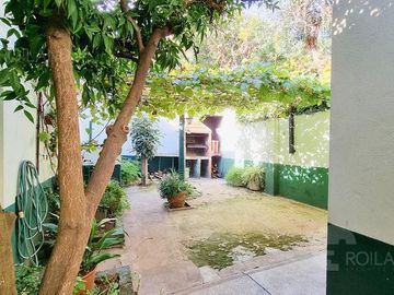 venta PH en PB al FRENTE con cochera, patio  y jardín ENTRADA INDEPENDIENTE