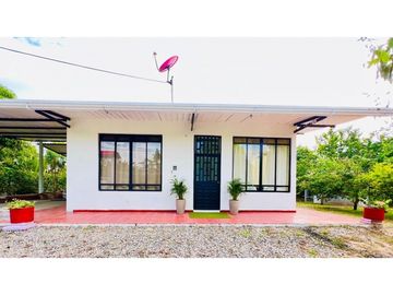 CASA CAMPESTRE RICAURTE