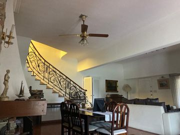 Quinta en venta - 6 dormitorios 5 baños - pileta - 3742 mts2 - Moreno