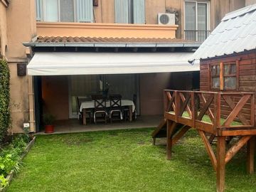 Casa  en Venta Barrio La Quadra próxima club Alumni y Tortugas Open Mall