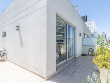 Semipiso 2 Ambientes con Balcón Terraza, cochera y parilla Belgrano APTO CREDITO y profesional