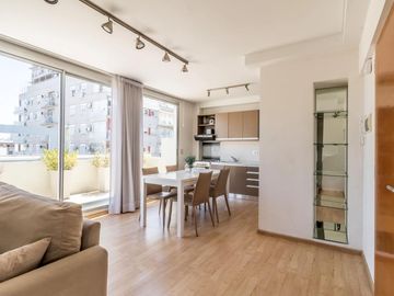 Semipiso 2 Ambientes con Balcón Terraza, cochera y parilla Belgrano APTO CREDITO y profesional