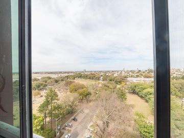 Departamento  de 3 dormitorios con ascensor piso alto Barrio  7 jefes