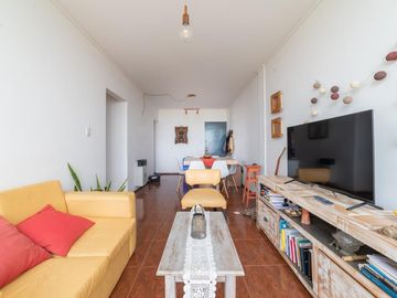 Departamento  de 3 dormitorios con ascensor piso alto Barrio  7 jefes