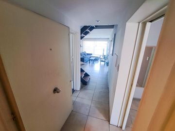 Departamento triplex  en venta Mt de Alvear Guemes Nueva Córdoba