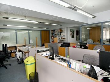 OFICINA EN VENTA EN EL CENTRO TUCUMAN AL 300 - 71M2