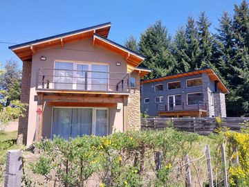 VENTA casa 4 ambientes 126 m2, 500 m2 de lote, amoblada, Bar