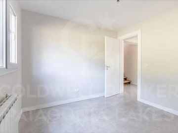 VENTA casa 4 ambientes 126 m2, 500 m2 de lote, amoblada, Bar