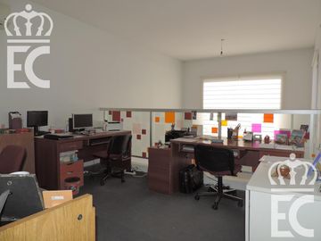 Venta - Casa -  Hermosa - Lanús Este