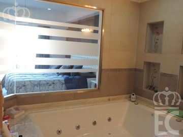 Venta - Casa -  Hermosa - Lanús Este