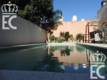 Venta - Casa -  Hermosa - Lanús Este
