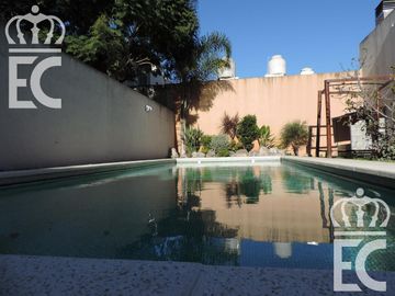 Venta - Casa -  Hermosa - Lanús Este