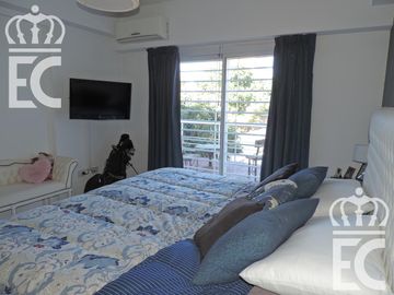 Venta - Casa -  Hermosa - Lanús Este