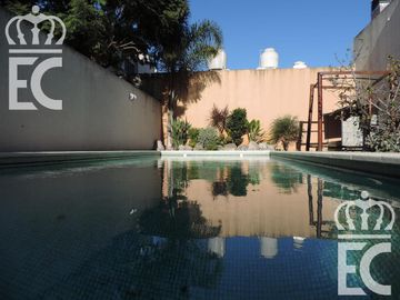 Venta - Casa -  Hermosa - Lanús Este