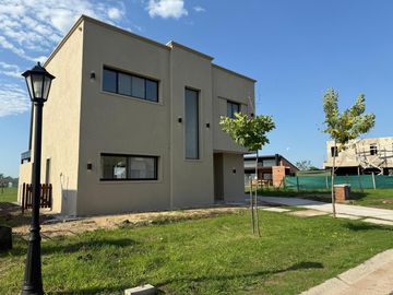 Venta casa Barrio San Pablo Pilar