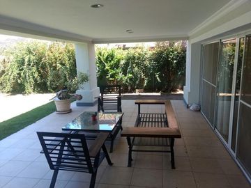 Casa de categoría en Jockey Club