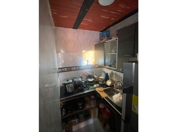 VENTA DE CASA 3 PISOS EN VILLA DEL PRADO CW 8199948 YMQ