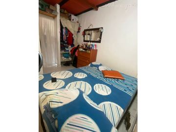 VENTA DE CASA 3 PISOS EN VILLA DEL PRADO CW 8199948 YMQ