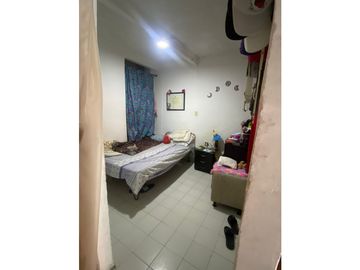 VENTA DE CASA 3 PISOS EN VILLA DEL PRADO CW 8199948 YMQ