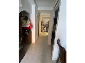 VENTA DE CASA 3 PISOS EN VILLA DEL PRADO CW 8199948 YMQ