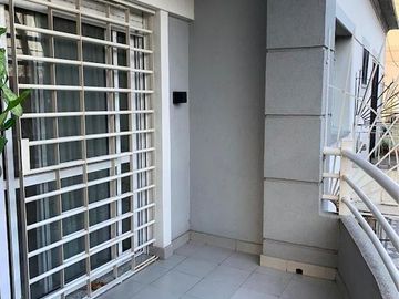 Venta de Departamento 4 ambientes con cochera cubierta en Wilde (26604)