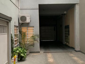 Venta de Departamento 4 ambientes con cochera cubierta en Wilde (26604)