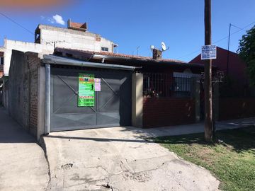 Casa - 9 De Abril
